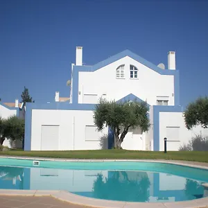 https://luxury-townhouse-villa-large-pool-and-gardens-exquisite.hotelaalgarve.com